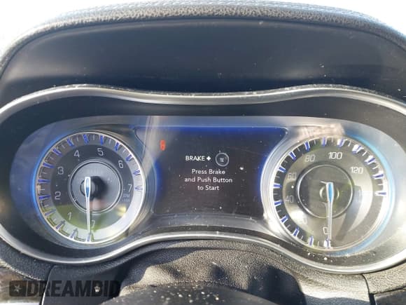 ✅ 2016 Chrysler 300 C • VIN: 2C3CCAEG3GH268695 • Lot: 43611998. Listed on IAAI with 255,544 mi. Free auction sales archive from the USA and detailed vehicle history report at DreamBid. Image 7.