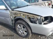 ✅ 2004 Subaru Legacy Outback VDC • VIN: 4S3BH896547617172 • Lot: 41444575. Wystawiony na IAAI z przebiegiem 163 845 mil. Bezpłatny archiwum sprzedaży aukcyjnych z USA i szczegółowy raport historii pojazdu na DreamBid. Zdjęcie 6.