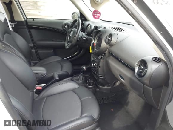 ✅ 2015 MINI Countryman S • VIN: WMWZC5C55FWP44702 • Lot: 43805417. Listed on IAAI with 117,705 mi. Free auction sales archive from the USA and detailed vehicle history report at DreamBid. Image 5.