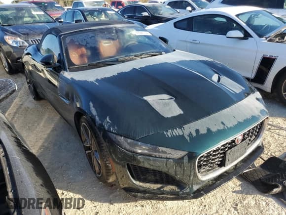 ✅ 2021 Jaguar F-Type P300 • VIN: SAJDD5GX9MCK75037 • Lot: 77380944. Wystawiony na Copart z przebiegiem Nie podano. Bezpłatny archiwum sprzedaży aukcyjnych z USA i szczegółowy raport historii pojazdu na DreamBid. Zdjęcie 4.
