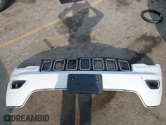 ✅ 2017 Jeep Grand Cherokee Limited • VIN: 1C4RJEBG2HC965531 • Lot: 43725728. Wystawiony na IAAI z przebiegiem 56 542 mil. Bezpłatny archiwum sprzedaży aukcyjnych z USA i szczegółowy raport historii pojazdu na DreamBid. Zdjęcie 12.