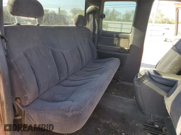 ✅ 1999 Chevrolet Silverado 1500 LS • VIN: 1GCEC19T6XZ144125 • Лот: 82221284. Опубликован ранее на Copart с пробегом 292 376 миль. Бесплатный доступ к архиву аукционных продаж из США и подробный отчёт об истории автомобиля на DreamBid. Изображение 10.