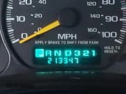 ✅ 2000 Chevrolet Silverado 1500 • VIN: 2GCEC19VXY1199043 • Лот: 43520503. Опубликован ранее на IAAI с пробегом 213 347 миль. Бесплатный доступ к архиву аукционных продаж из США и подробный отчёт об истории автомобиля на DreamBid. Изображение 16.