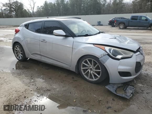 ✅ 2012 Hyundai Veloster w/Gray Int • VIN: KMHTC6AD9CU061817 • Lot: 45307115. Wystawiony na Copart z przebiegiem Nie podano. Bezpłatny archiwum sprzedaży aukcyjnych z USA i szczegółowy raport historii pojazdu na DreamBid. Zdjęcie 4.