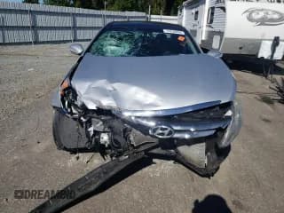 ✅ 2013 Hyundai Sonata SE • VIN: 5NPEC4AC0DH541118 • Lot: 75230094. Listed on Copart with 129,401 mi. Free auction sales archive from the USA and detailed vehicle history report at DreamBid. Image 5.