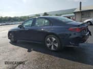 ✅ 2025 Mercedes-Benz E 350 • VIN: W1KLF4HB8SA106305 • Lot: 59303605. Listed on Copart with 4,707 mi. Free auction sales archive from the USA and detailed vehicle history report at DreamBid. Image 2.