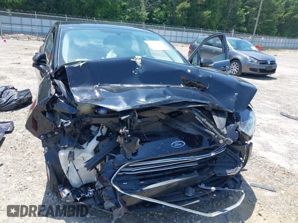 ✅ 2016 Ford Fusion SE Hybrid • VIN: 3FA6P0LU2GR308243 • Lot: 42577459. Listed on IAAI with Not provided. Free auction sales archive from the USA and detailed vehicle history report at DreamBid. Image 6.