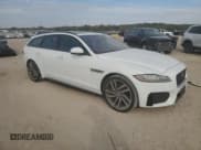 ✅ 2018 Jaguar XF S • VIN: SAJBM2FV2JCY68272 • Лот: 86538985. Опубликован ранее на Copart с пробегом 127 794 миль. Бесплатный доступ к архиву аукционных продаж из США и подробный отчёт об истории автомобиля на DreamBid. Изображение 4.