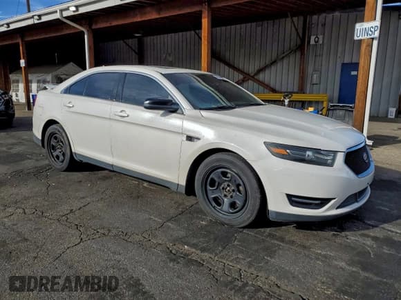 ✅ 2015 Ford Taurus SHO • VIN: 1FAHP2KT3FG114100 • Lot: 91615195. Listed on Copart with 153,007 mi. Free auction sales archive from the USA and detailed vehicle history report at DreamBid. Image 4.