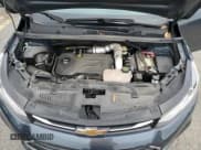 ✅ 2022 Chevrolet Trax LT • VIN: KL7CJPSM4NB556484 • Lot: 92240915. Wystawiony na Copart z przebiegiem 43 890 mil. Bezpłatny archiwum sprzedaży aukcyjnych z USA i szczegółowy raport historii pojazdu na DreamBid. Zdjęcie 12.