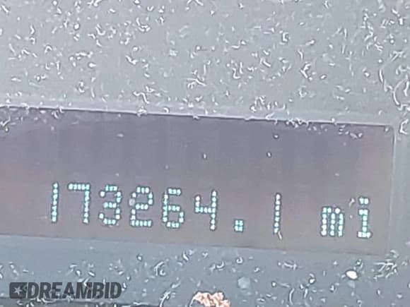 ✅ 2012 Ford Escape XLT • VIN: 1FMCU0DG7CKB62771 • Lot: 43605120. Listed on IAAI with 173,264 mi. Free auction sales archive from the USA and detailed vehicle history report at DreamBid. Image 16.