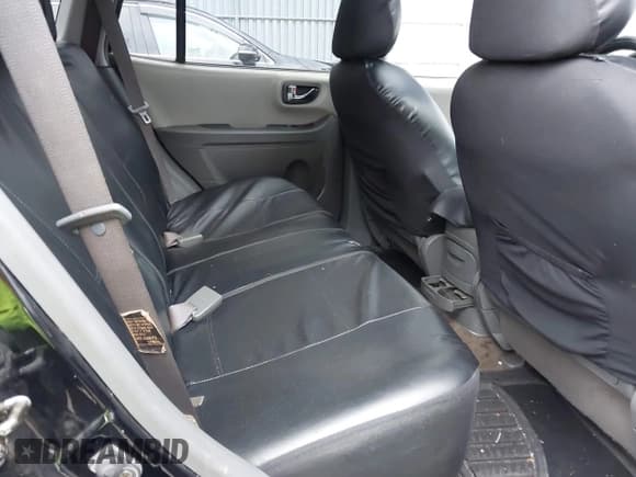 ✅ 2006 Hyundai Santa Fe GLS • VIN: KM8SC73E36U094596 • Лот: 43670383. Опубликован ранее на IAAI с пробегом 92 308 миль. Бесплатный доступ к архиву аукционных продаж из США и подробный отчёт об истории автомобиля на DreamBid. Изображение 8.