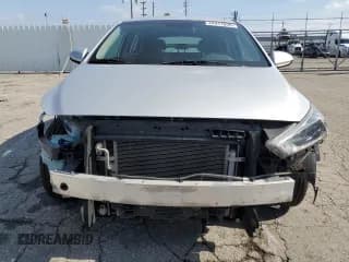 ✅ 2017 Hyundai Ioniq Blue • VIN: KMHC65LC4HU039513 • Lot: 44411035. Wystawiony na Copart z przebiegiem 125 935 mil. Bezpłatny archiwum sprzedaży aukcyjnych z USA i szczegółowy raport historii pojazdu na DreamBid. Zdjęcie 5.