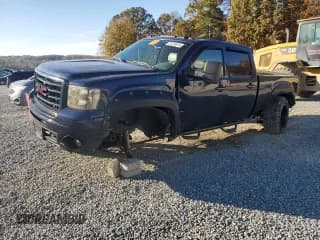 ✅ 2008 GMC Sierra 2500HD SLT • VIN: 1GTHK23618F163080 • Lot: 91016615. Listed on Copart with 200,131 mi. Free auction sales archive from the USA and detailed vehicle history report at DreamBid. Image 1.
