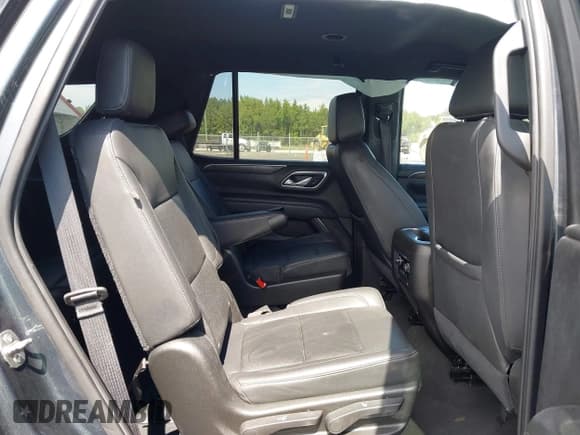 ✅ 2021 Chevrolet Tahoe LT • VIN: 1GNSKNKD4MR271166 • Lot: 43227233. Listed on IAAI with 128,404 mi. Free auction sales archive from the USA and detailed vehicle history report at DreamBid. Image 8.