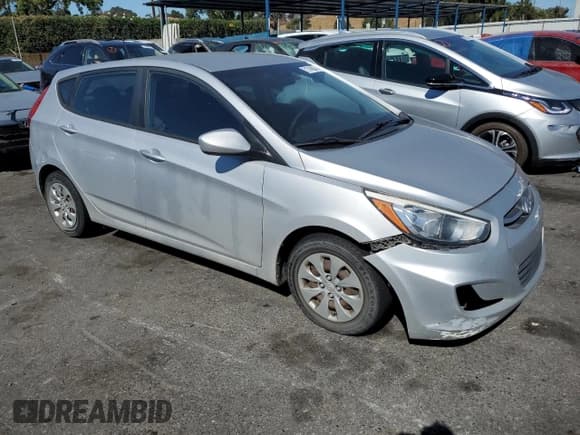 ✅ 2016 Hyundai Accent SE • VIN: KMHCT5AE4GU242302 • Лот: 71748834. Опубликован ранее на Copart с пробегом 113 275 миль. Бесплатный доступ к архиву аукционных продаж из США и подробный отчёт об истории автомобиля на DreamBid. Изображение 4.