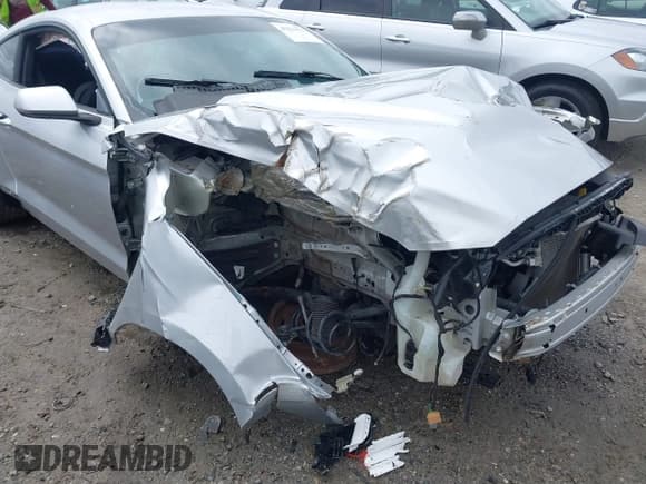 ✅ 2017 Ford Mustang V6 • VIN: 1FA6P8AM2H5236742 • Lot: 41816173. Listed on IAAI with 104,337 mi. Free auction sales archive from the USA and detailed vehicle history report at DreamBid. Image 6.