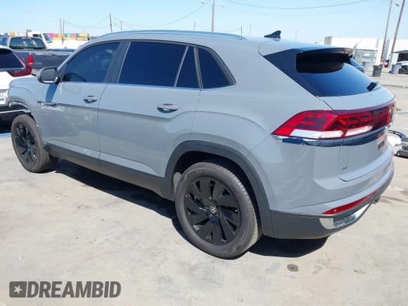 ✅ 2025 Volkswagen Atlas SE • VIN: 1V2JE2CA8SC208052 • Лот: 43152124. Опубликован ранее на IAAI с пробегом 7 837 миль. Бесплатный доступ к архиву аукционных продаж из США и подробный отчёт об истории автомобиля на DreamBid. Изображение 3.