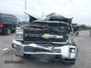 ✅ 2015 Chevrolet Silverado 2500HD LT • VIN: 1GC1KVEG9FF640344 • Lot: 43345081. Listed on IAAI with 294,853 mi. Free auction sales archive from the USA and detailed vehicle history report at DreamBid. Image 12.