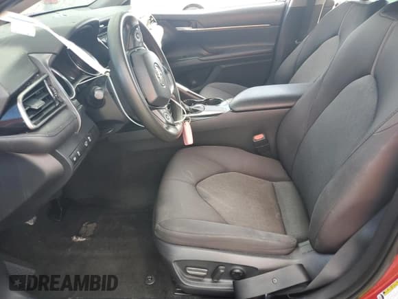 ✅ 2020 Toyota Camry LE • VIN: 4T1C11AK6LU361595 • Lot: 90451615. Listed on Copart with 95,045 mi. Free auction sales archive from the USA and detailed vehicle history report at DreamBid. Image 7.