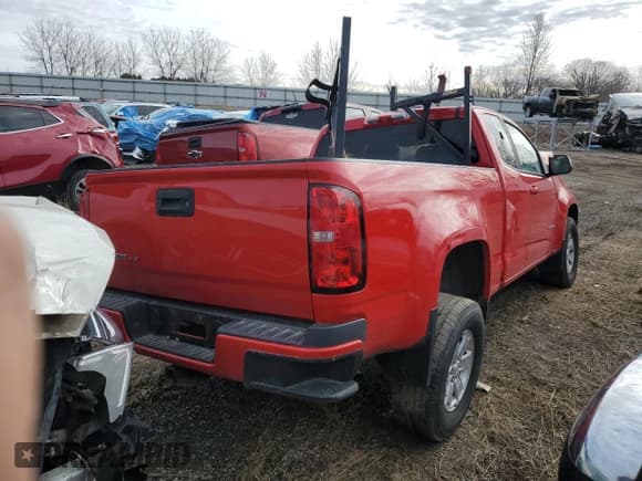 ✅ 2019 Chevrolet Colorado 2WD Work Truck • VIN: 1GCHSBEN0K1283476 • Lot: 47646095. Wystawiony na Copart z przebiegiem 144 608 mil. Bezpłatny archiwum sprzedaży aukcyjnych z USA i szczegółowy raport historii pojazdu na DreamBid. Zdjęcie 3.
