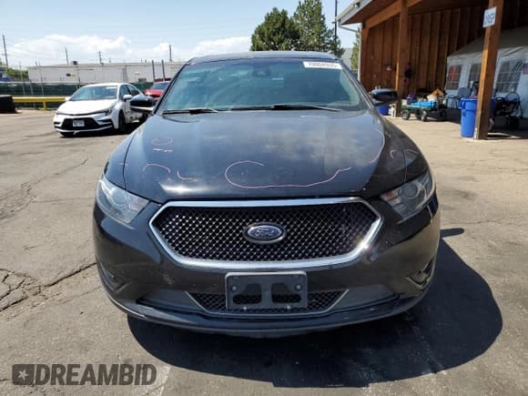 ✅ 2018 Ford Taurus SHO • VIN: 1FAHP2KT9JG119830 • Lot: 70004935. Listed on Copart with 93,211 mi. Free auction sales archive from the USA and detailed vehicle history report at DreamBid. Image 5.