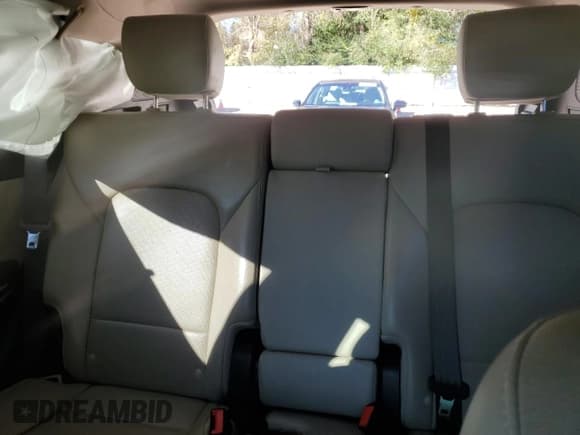 ✅ 2017 Hyundai Santa Fe Ultimate • VIN: 5XYZW4LA2HG462986 • Лот: 74506703. Опубликован ранее на Copart с пробегом 92 183 миль. Бесплатный доступ к архиву аукционных продаж из США и подробный отчёт об истории автомобиля на DreamBid. Изображение 10.