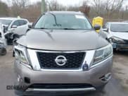 ✅ 2014 Nissan Pathfinder SV • VIN: 5N1AR2MNXEC664870 • Lot: 41550116. Listed on IAAI with 126,076 mi. Free auction sales archive from the USA and detailed vehicle history report at DreamBid. Image 12.