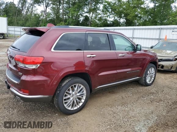 ✅ 2018 Jeep Grand Cherokee Summit • VIN: 1C4RJFJG1JC347484 • Lot: 69666765. Listed on Copart with 53,673 mi. Free auction sales archive from the USA and detailed vehicle history report at DreamBid. Image 3.