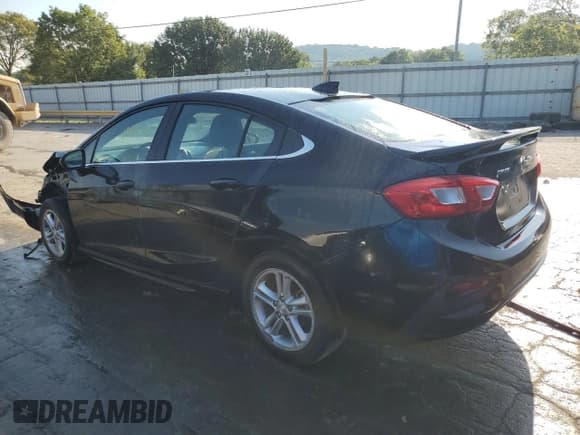 ✅ 2017 Chevrolet Cruze LT • VIN: 1G1BE5SM7H7230671 • Lot: 64730613. Listed on Copart with 109,570 mi. Free auction sales archive from the USA and detailed vehicle history report at DreamBid. Image 2.