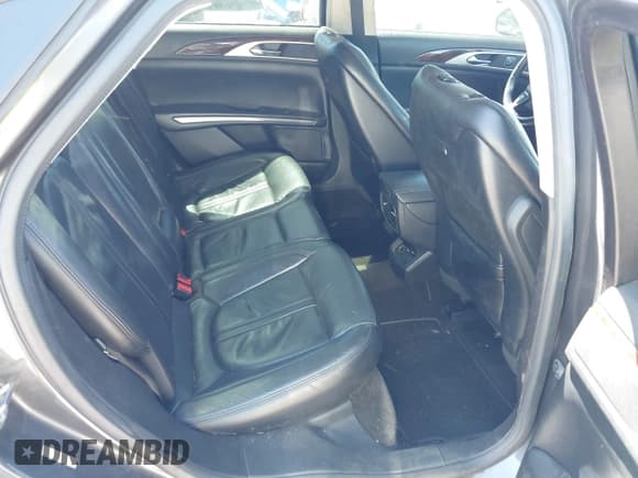 ✅ 2015 Lincoln MKZ • VIN: 3LN6L2GK8FR626744 • Lot: 41835143. Wystawiony na IAAI z przebiegiem 155 482 mil. Bezpłatny archiwum sprzedaży aukcyjnych z USA i szczegółowy raport historii pojazdu na DreamBid. Zdjęcie 8.