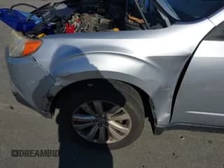 ✅ 2013 Subaru Forester X Limited • VIN: JF2SHAEC6DH441554 • Lot: 43779493. Listed on IAAI with 184,228 mi. Free auction sales archive from the USA and detailed vehicle history report at DreamBid. Image 6.