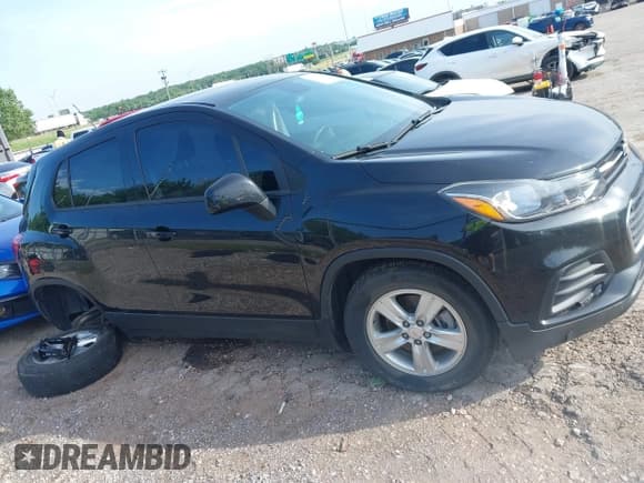 ✅ 2021 Chevrolet Trax LS • VIN: KL7CJKSB7MB307385 • Lot: 42509836. Listed on IAAI with 63,556 mi. Free auction sales archive from the USA and detailed vehicle history report at DreamBid. Image 13.