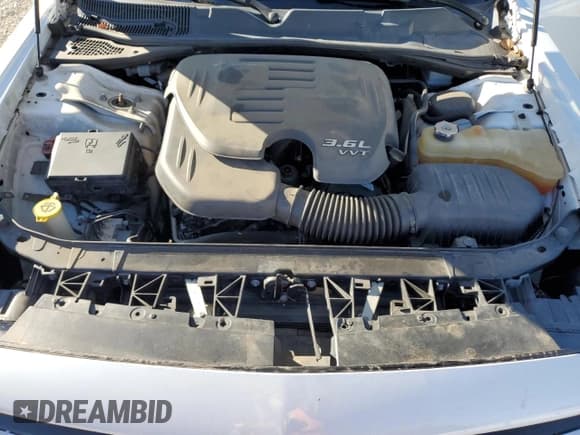 ✅ 2018 Dodge Challenger SXT • VIN: 2C3CDZAG7JH321715 • Лот: 85930925. Опубликован ранее на Copart с пробегом 152 010 миль. Бесплатный доступ к архиву аукционных продаж из США и подробный отчёт об истории автомобиля на DreamBid. Изображение 11.