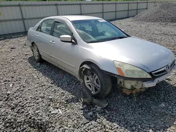 ✅ 2006 Honda Accord LX SE • VIN: 1HGCM55336A083977 • Лот: 55861925. Опубликован ранее на Copart с пробегом 184 985 миль. Бесплатный доступ к архиву аукционных продаж из США и подробный отчёт об истории автомобиля на DreamBid. Изображение 13.