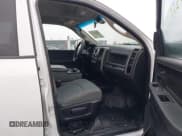 ✅ 2013 Ram 2500 Tradesman • VIN: 3C6UR5HL0DG580930 • Lot: 43697234. Wystawiony na IAAI z przebiegiem 68 246 mil. Bezpłatny archiwum sprzedaży aukcyjnych z USA i szczegółowy raport historii pojazdu na DreamBid. Zdjęcie 5.