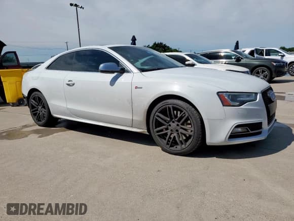 ✅ 2015 Audi S5 Premium Plus • VIN: WAUCGAFR5FA054964 • Лот: 59638655. Опубликован ранее на Copart с пробегом 100 263 миль. Бесплатный доступ к архиву аукционных продаж из США и подробный отчёт об истории автомобиля на DreamBid. Изображение 4.