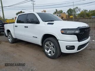 ✅ 2025 Ram 1500 Big Horn • VIN: 1C6RRFFG4SN544793 • Лот: 40657318. Опубликован ранее на IAAI с пробегом 2 031 миль. Бесплатный доступ к архиву аукционных продаж из США и подробный отчёт об истории автомобиля на DreamBid. Изображение 1.