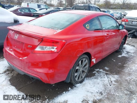 ✅ 2012 Honda Civic Si • VIN: 2HGFG4A53CH705349 • Lot: 43842970. Listed on IAAI with 139,154 mi. Free auction sales archive from the USA and detailed vehicle history report at DreamBid. Image 4.