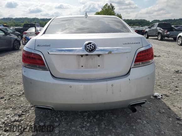 ✅ 2013 Buick LaCrosse Premium 2 • VIN: 1G4GH5E33DF122714 • Lot: 57615075. Listed on Copart with 253,347 mi. Free auction sales archive from the USA and detailed vehicle history report at DreamBid. Image 6.