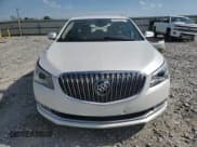✅ 2016 Buick LaCrosse • VIN: 1G4GA5G33GF163124 • Lot: 57841645. Wystawiony na Copart z przebiegiem 60 682 mil. Bezpłatny archiwum sprzedaży aukcyjnych z USA i szczegółowy raport historii pojazdu na DreamBid. Zdjęcie 5.