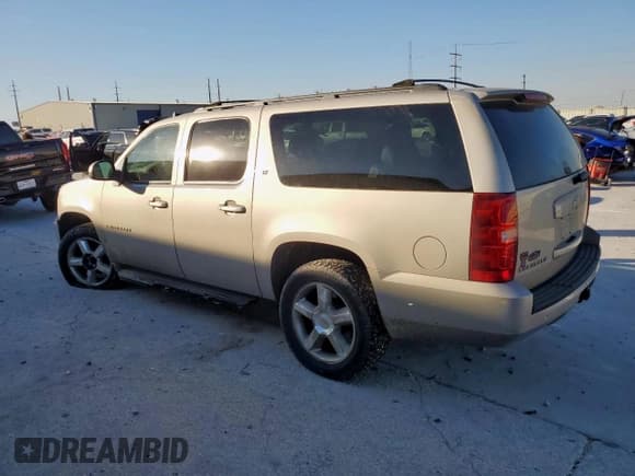 ✅ 2007 Chevrolet Suburban LT • VIN: 3GNFC16017G295458 • Лот: 91567665. Опубликован ранее на Copart с пробегом 274 111 миль. Бесплатный доступ к архиву аукционных продаж из США и подробный отчёт об истории автомобиля на DreamBid. Изображение 2.