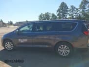 ✅ 2020 Chrysler Voyager L • VIN: 2C4RC1AG3LR210134 • Lot: 43590463. Listed on IAAI with 41,312 mi. Free auction sales archive from the USA and detailed vehicle history report at DreamBid. Image 14.