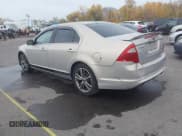 ✅ 2010 Ford Fusion SEL • VIN: 3FAHP0JG9AR187899 • Lot: 43537782. Wystawiony na IAAI z przebiegiem 236 575 mil. Bezpłatny archiwum sprzedaży aukcyjnych z USA i szczegółowy raport historii pojazdu na DreamBid. Zdjęcie 3.