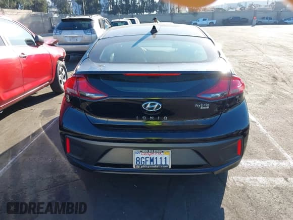 ✅ 2019 Hyundai Ioniq Blue • VIN: KMHC65LC7KU111411 • Lot: 41631240. Wystawiony na IAAI z przebiegiem 95 944 mil. Bezpłatny archiwum sprzedaży aukcyjnych z USA i szczegółowy raport historii pojazdu na DreamBid. Zdjęcie 17.