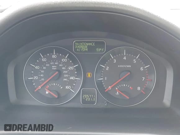 ✅ 2011 Volvo C30 • VIN: YV1672MK4B2198306 • Лот: 41980156. Опубликован ранее на IAAI с пробегом 205 771 миль. Бесплатный доступ к архиву аукционных продаж из США и подробный отчёт об истории автомобиля на DreamBid. Изображение 7.