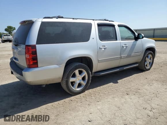 ✅ 2013 Chevrolet Suburban LT • VIN: 1GNSKJE73DR355705 • Lot: 63233425. Listed on Copart with 145,149 mi. Free auction sales archive from the USA and detailed vehicle history report at DreamBid. Image 3.