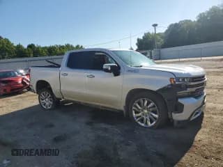 ✅ 2020 Chevrolet Silverado 1500 High Country • VIN: 3GCUYHEL7LG187376 • Lot: 62342924. Wystawiony na Copart z przebiegiem 103 098 mil. Bezpłatny archiwum sprzedaży aukcyjnych z USA i szczegółowy raport historii pojazdu na DreamBid. Zdjęcie 4.