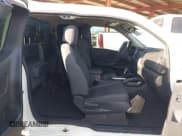 ✅ 2024 Nissan Frontier S • VIN: 1N6ED1CL4RN667317 • Лот: 43384222. Опубликован ранее на IAAI с пробегом 17 719 миль. Бесплатный доступ к архиву аукционных продаж из США и подробный отчёт об истории автомобиля на DreamBid. Изображение 8.