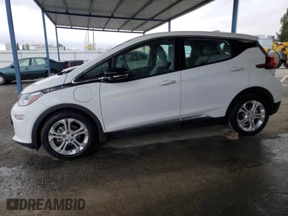 2020 Chevrolet Bolt EV LT с VIN 1G1FY6S0XL4103628, выставлен на аукционе Copart как лот 37948974 с пробегом Не указан миль и . История ставок и продаж доступна на DreamBid. Изображение 1.
